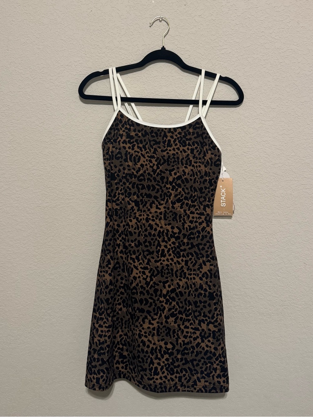 STACK Athletics Replay Double Strap Dress – Leopard Camo | NWT 🐆🤎